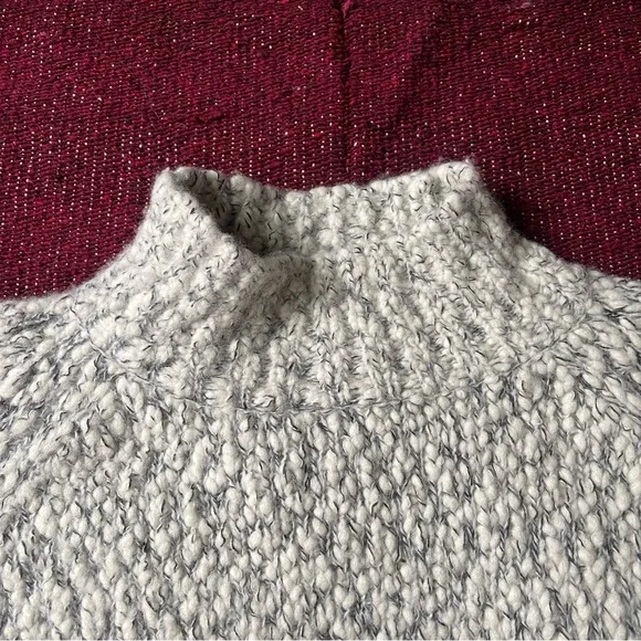 Vince Cropped Wool Cashmere Blend Sweater - Picture 5 of 8